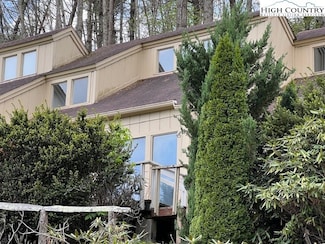 196 Trout Pond Ln Unit 2, Banner Elk, NC 28604