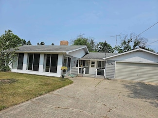 1363 E Swain St, White Cloud, MI 49349