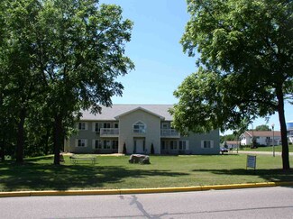 1101 Connie Rd, Baraboo, WI 53913
