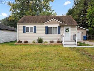 43 Doremus Ave, Waterford, MI 48328