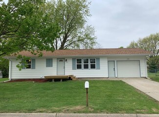 708 N Cedar St, Creston, IA 50801