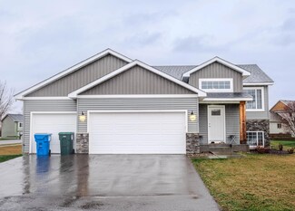 555 Alaska Loop, Cambridge, MN 55008