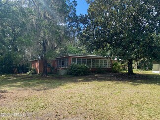107 Bay Dr, Interlachen, FL 32148