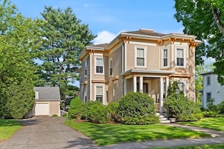 218 Melrose St, Auburndale, MA 02466