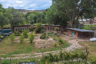 259 County Road 59, Velarde, NM 87582