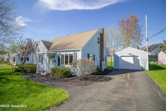 7 David Rd, Latham, NY 12110