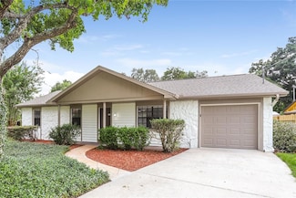 302 N Miller Rd, Valrico, FL 33594