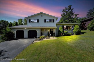 41 Oakwood Dr Unit L 45, Scranton, PA 18504
