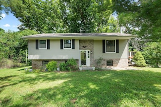 5661 State Rd E, Auxvasse, MO 65231