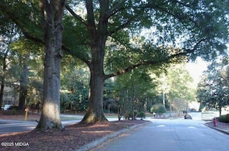 30 Arpege Way NW, Atlanta, GA 30327