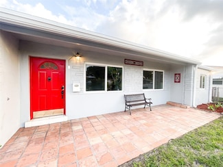 6214 Flagler St, Hollywood, FL 33023