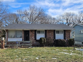 3927 Kensington Ave, Kansas City, MO 64130