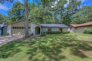 8866 Hedges Dr, Shreveport, LA 71118