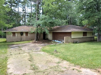 911 Shore Shadow Dr, Huffman, TX 77336