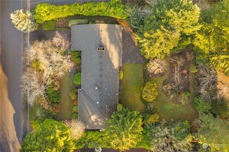 4024 85th Ave SE, Mercer Island, WA 98040
