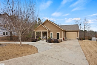 228 Sweetwater View Rd, Seneca, SC 29672