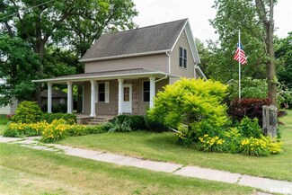 504 E Gale St, Williamsfield, IL 61489
