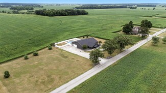 6511 W Cromwell Rd, Kimmell, IN 46760