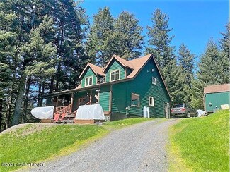 3280 Lake View Dr, Kodiak, AK 99615
