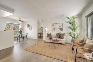 552 Canyon Dr Unit 26, Oceanside, CA 92054