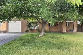 2612 Christine St NE, Albuquerque, NM 87112