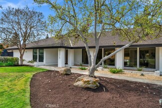 3275 W Minarets Ave, Fresno, CA 93711