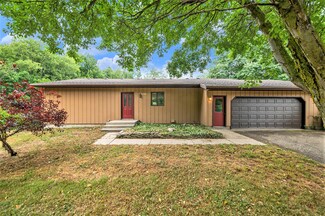 10610 Douglas Ave, Plainwell, MI 49080