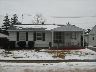 30 Mayberry Dr W, Buffalo, NY 14227