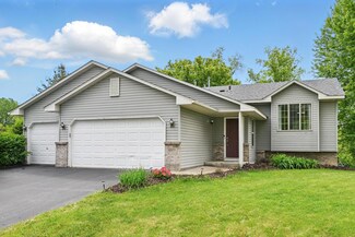 8819 Aspen Rd, Saint Bonifacius, MN 55375
