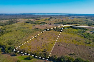 0 Hcr 3322 Loop Unit 21931638, Hubbard, TX 76648