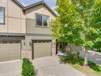 11581 SE Aquila St, Happy Valley, OR 97086