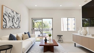 7985 NW 8th St Unit 109A, Miami, FL 33126