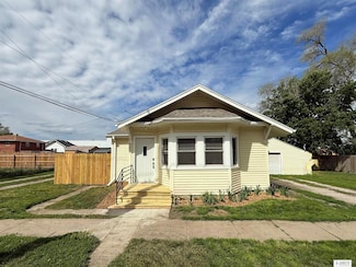 4227 N 57th St, Lincoln, NE 68507