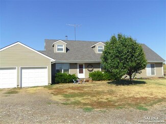 2790 E Deer Dr, Beverly, KS 67423