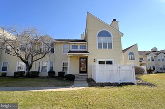 212 Mill Run Ct, Hightstown, NJ 08520