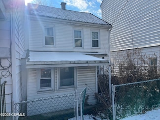 1044 W Water St, Coal Township, PA 17866