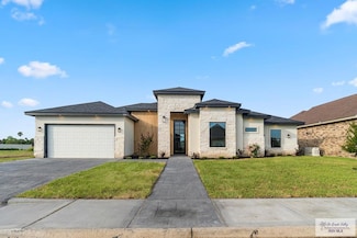 1114 Knotty Pine Ln, Harlingen, TX 78552