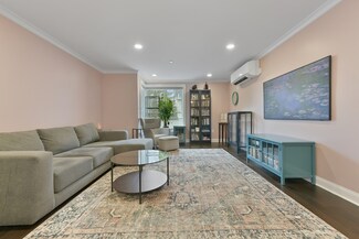 1789 Centre St Unit 202, Boston, MA 02132