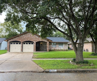 10114 Kirkdale Dr, Houston, TX 77089