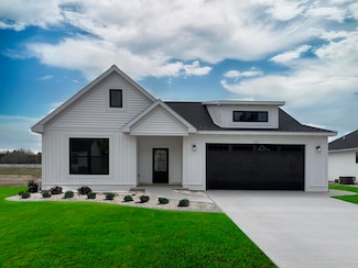 115 Brass Leaf Ct, Midland, MI 48642