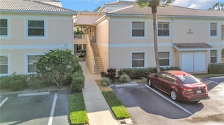 1044 Woodshire Ln Unit 211, Naples, FL 34105