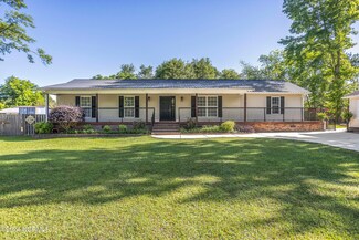 65 Arvida Spur Rd, Rocky Point, NC 28457