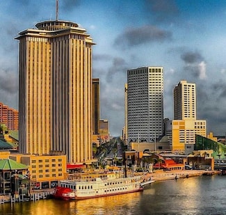 2 Canal St Unit 2209, New Orleans, LA 70130