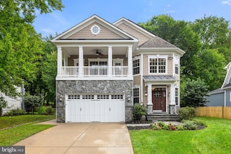 118 Dogwood St SW, Vienna, VA 22180