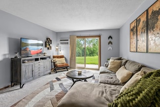 3153 Old Highway 8 Unit 111, Minneapolis, MN 55418