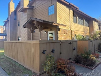 3402 S Winston Ave Unit 102, Tulsa, OK 74135