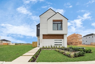 9141 La Pau Ln, Houston, TX 77051