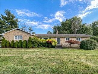 5974 Ridgebury Blvd, Cleveland, OH 44124