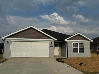 5333 Hubble Cove Dr, Jackson, MO 63755