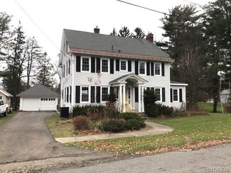 62 Prospect Ave, Springville, NY 14141